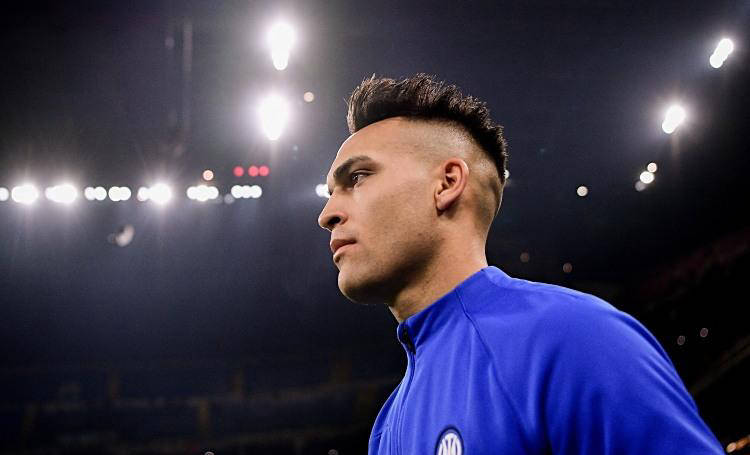 国米队长劳塔罗专访：感恩家庭支持与应对挑战的奋斗之路